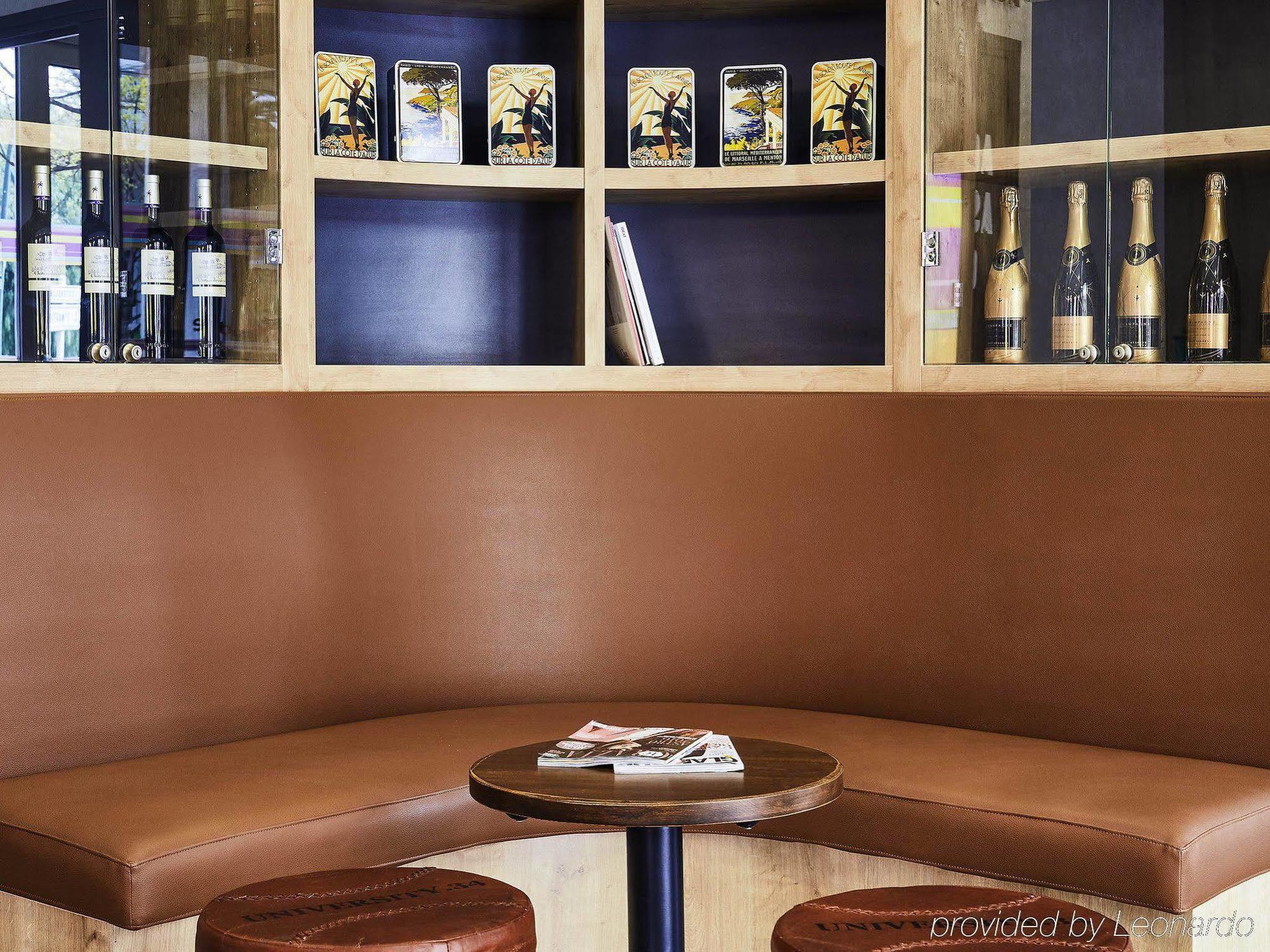 Ibis Styles Hyeres Rooftop & Spa Εστιατόριο φωτογραφία
